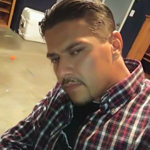 Meet your Posher, Travis